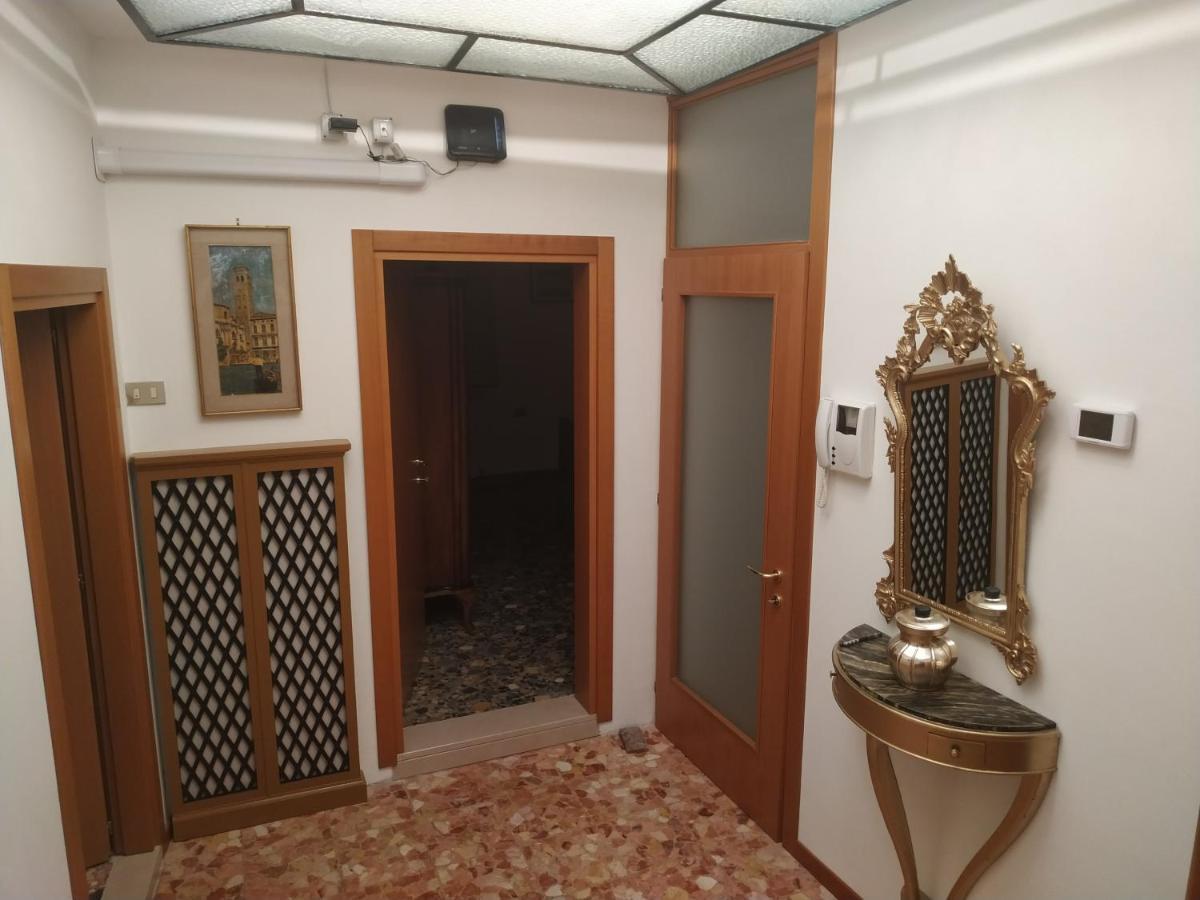 Guizzo Apartment Venezia Exterior foto
